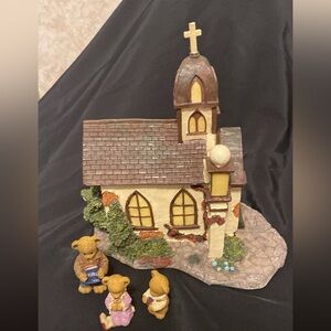 Berry Hills Bear “ House of the Lord” resin church figurine and 3 bear figurines